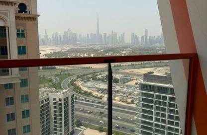 Apartment - 2 Bedrooms - 2 Bathrooms for rent in Binghatti Avenue - Al Jaddaf - Dubai
