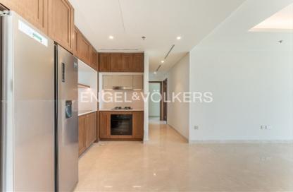 Apartment - 2 Bedrooms - 2 Bathrooms for sale in Palace Beach Residence Tower 2 - Palace Beach Residence - Emaar Beachfront - Dubai Harbour - Dubai