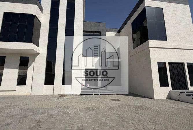 74231657 - Property Image 2