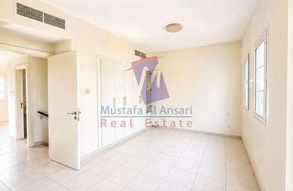 Villa - 2 Bedrooms - 3 Bathrooms for sale in Springs 12 - The Springs - Dubai Villa - 2 Bedrooms - 3 Bathrooms for sale in Springs 12 - The Springs - Dubai