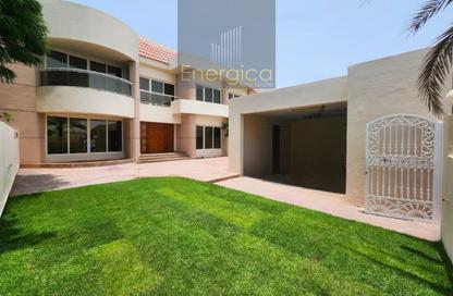 Villa - 4 Bedrooms - 5 Bathrooms for rent in Jumeirah 1 Villas - Jumeirah 1 - Jumeirah - Dubai Villa - 4 Bedrooms - 5 Bathrooms for rent in Jumeirah 1 Villas - Jumeirah 1 - Jumeirah - Dubai