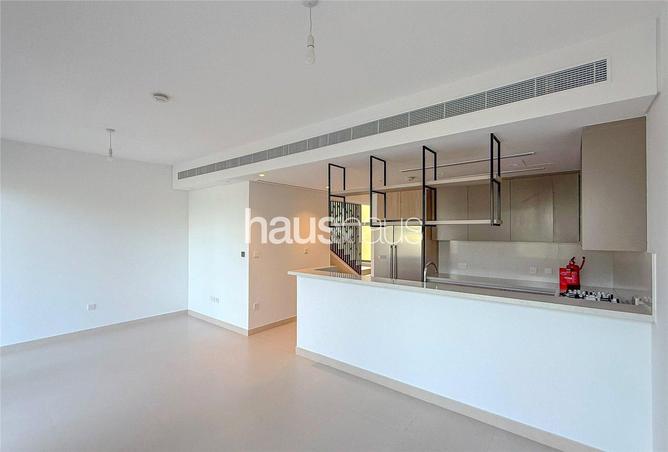 16300120 - Property Main Image