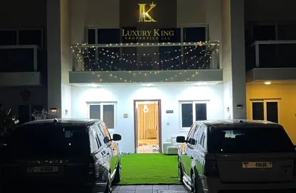 فيلا - 3 غرف نوم - 4 حمامات للبيع في قرية ورسان - المدينة العالمية - دبي