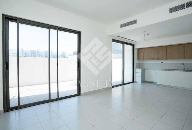 60129345 - Property Image 2