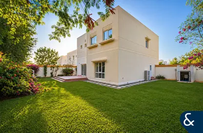 Villa - 4 Bedrooms - 3 Bathrooms for sale in Meadows 9 - Meadows - Dubai