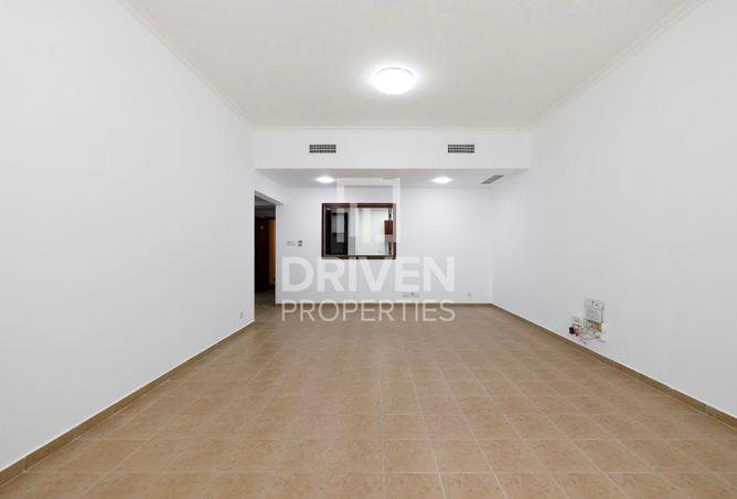 82359406 - Property Main Image