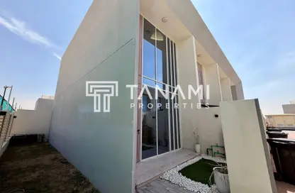 فيلا - غرفة نوم - 2 حمامات للايجار في روكان 3 - روكان - دبي لاند - دبي