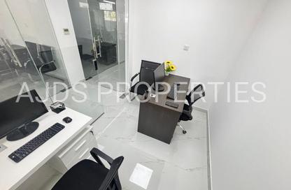 Office Space - Studio - 1 Bathroom for rent in Reem Residency - Al Karama - Dubai