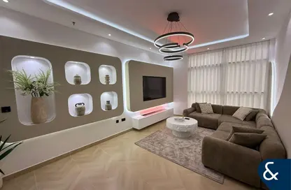 Apartment - 1 Bedroom - 2 Bathrooms for sale in Skyview Tower - Dubai Marina - Dubai