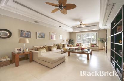 Villa - 6 - 7 for sale in Novelia - Victory Heights - Dubai Sports City - Dubai