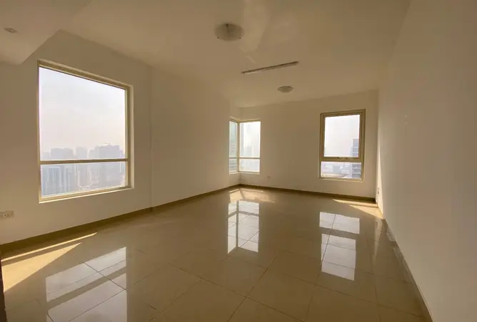 165582398 - Property Image 3