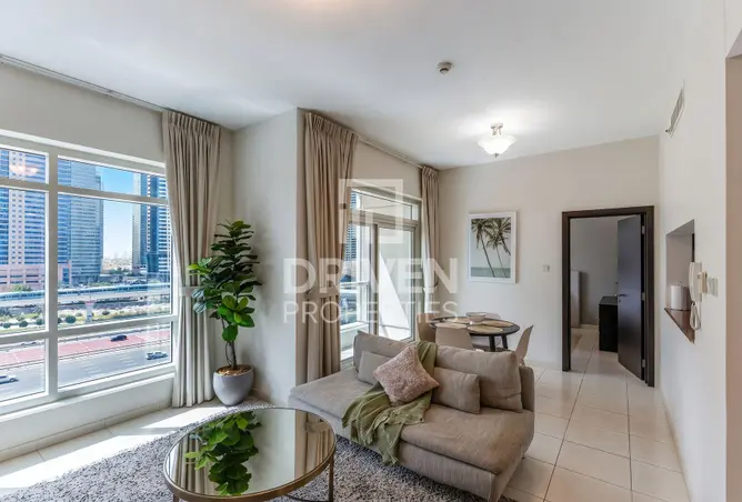 102820988 - Property Image 3