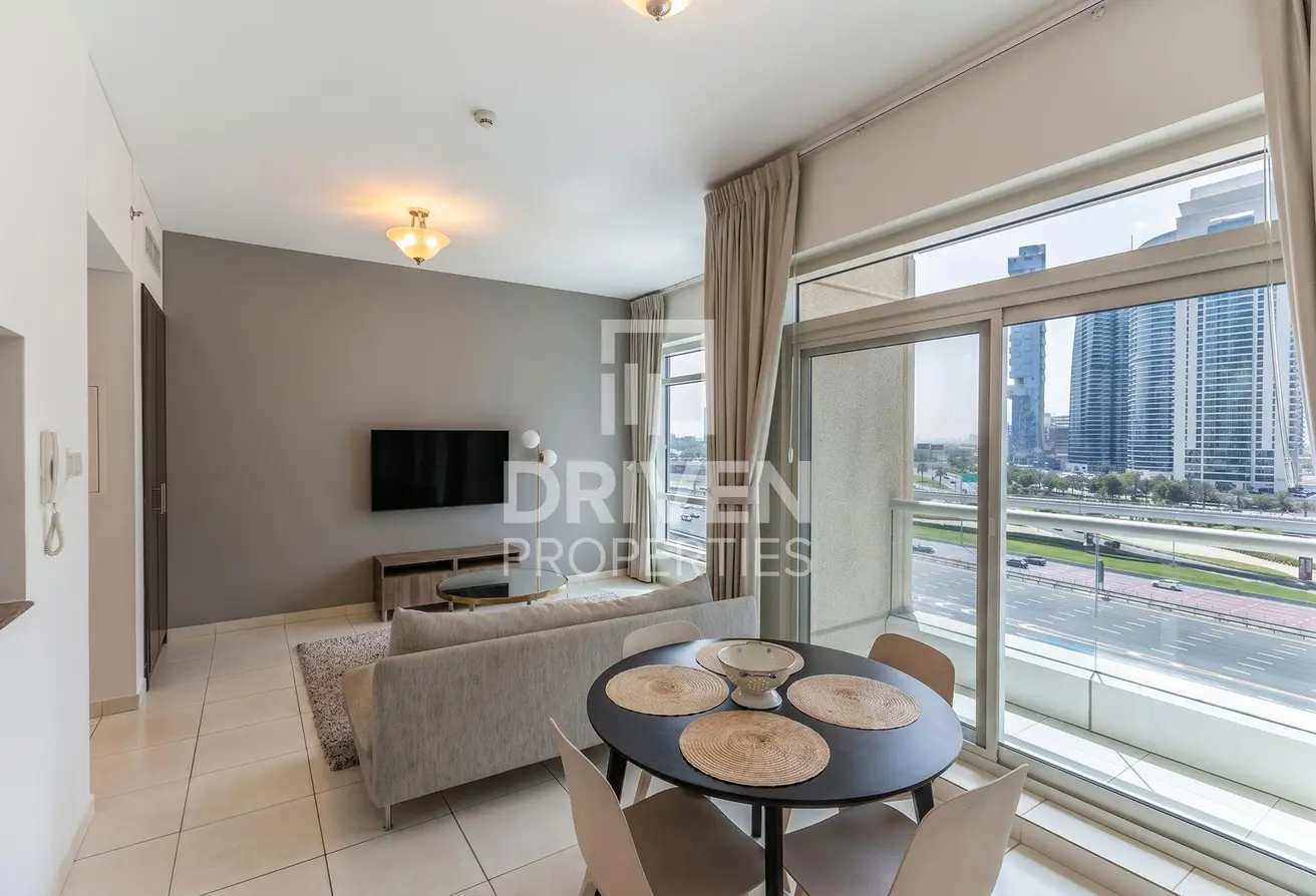 102820988 - Property Main Image