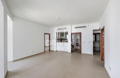 Apartment - 2 - 3 for rent in Burj Vista Tower 1 - Burj Vista - Downtown Dubai - Dubai