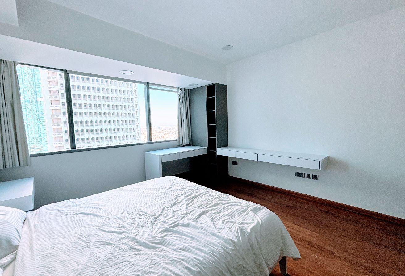 Upgraded Simplex | Furnished | Vacant photo 18