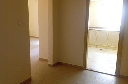 Apartment - 2 Bedrooms - 2 Bathrooms for rent in Al Khan - Sharjah