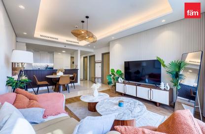 Apartment - 2 - 3 for sale in Paramount Tower Hotel  and  Residences - Business Bay - Dubai