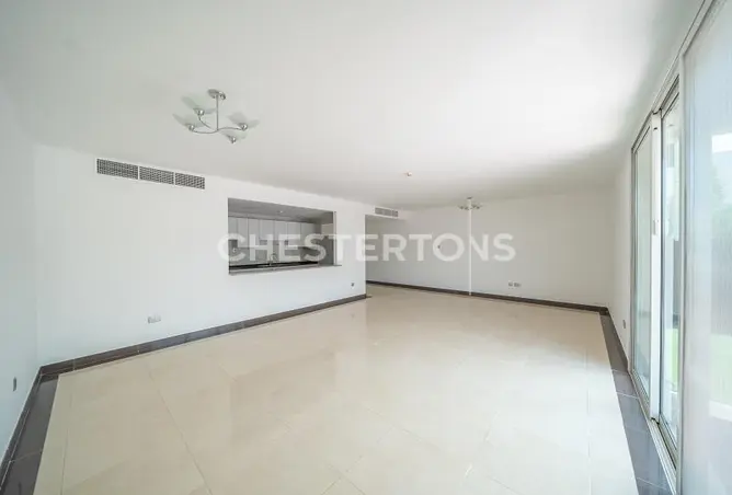 100835106 - Property Image 3