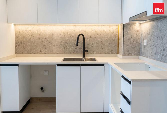 136546219 - Property Image 3