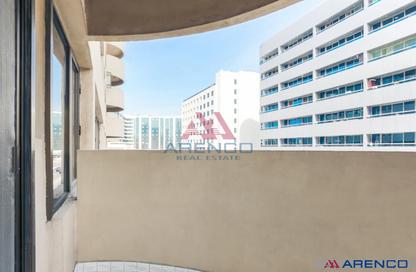Apartment - 3 - 2 for rent in Silver Sands 1 - Al Mankhool - Bur Dubai - Dubai