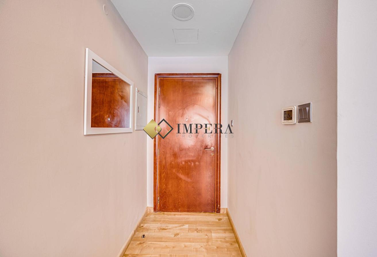 UPGRADED | FURNISHED | VACANT | MARINA photo 19