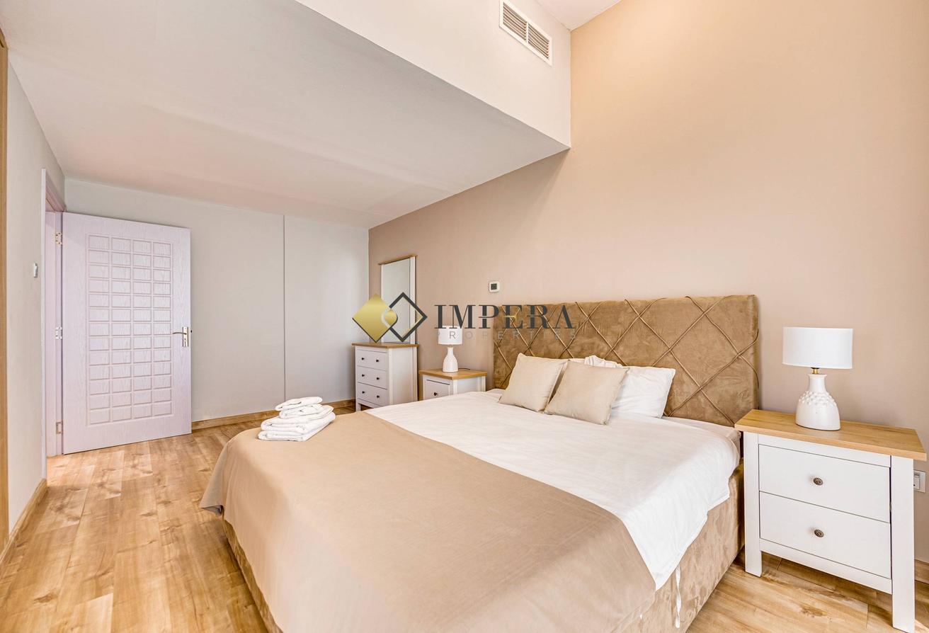 UPGRADED | FURNISHED | VACANT | MARINA photo 5