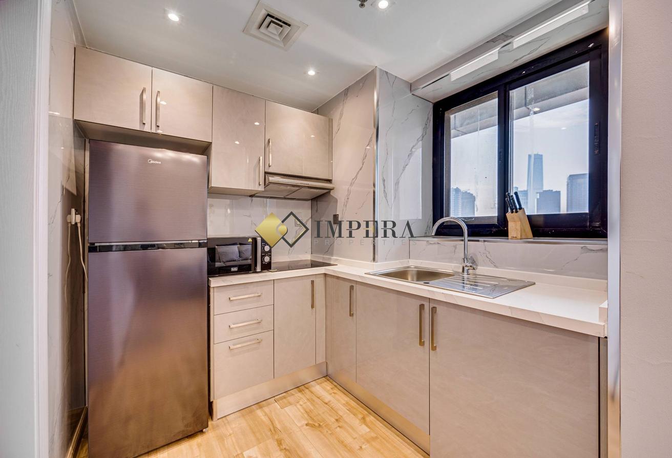 UPGRADED | FURNISHED | VACANT | MARINA photo 18