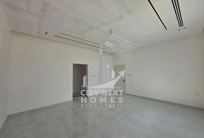 54458668 - صورة العقار 3