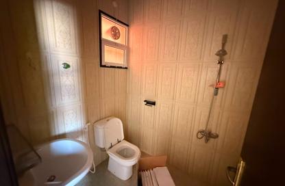Apartment - 1 Bedroom - 2 Bathrooms for rent in Al Mowaihat 3 - Al Mowaihat - Ajman Apartment - 1 Bedroom - 2 Bathrooms for rent in Al Mowaihat 3 - Al Mowaihat - Ajman