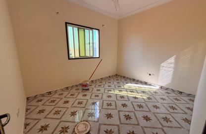 Apartment - 1 Bedroom - 2 Bathrooms for rent in Al Mowaihat 3 - Al Mowaihat - Ajman Apartment - 1 Bedroom - 2 Bathrooms for rent in Al Mowaihat 3 - Al Mowaihat - Ajman