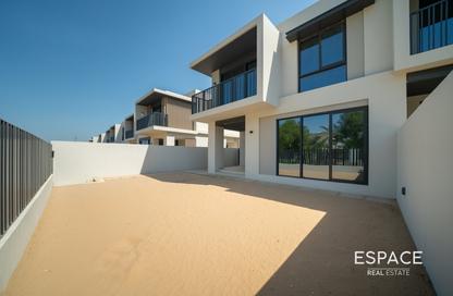 Townhouse - 4 - 5 for rent in Jebel Ali Village Villas - Jebel Ali Village - Jebel Ali - Dubai
