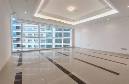 شقة - 3 غرف نوم - 5 حمامات للايجار في كورنيش الخالدية - الخالدية - أبوظبي