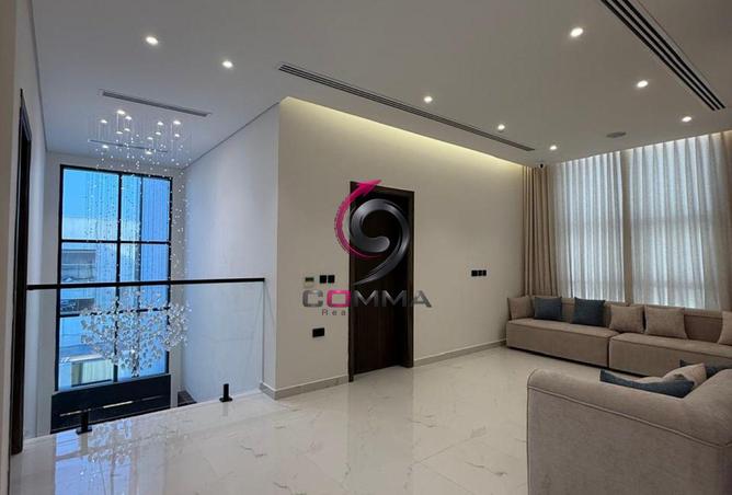 4BR + Maids | Single Row and Corner | Vacant Now