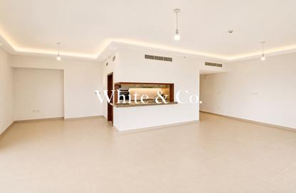 Apartment - 2 Bedrooms - 3 Bathrooms for sale in South Ridge 4 - South Ridge - Downtown Dubai - Dubai