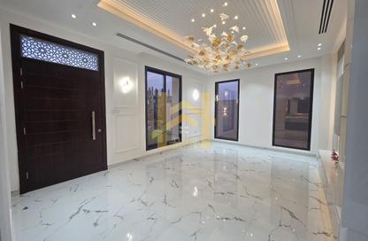 عمارة بالكامل - 7+ - 7+ للايجار في أم الثعوب - أم القيوين