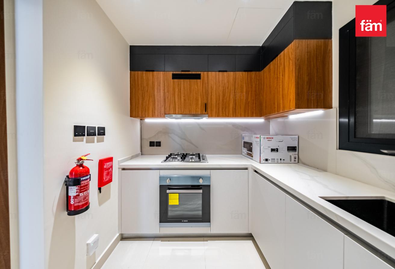 1BR | Prime Location |Huge Balcony photo 12