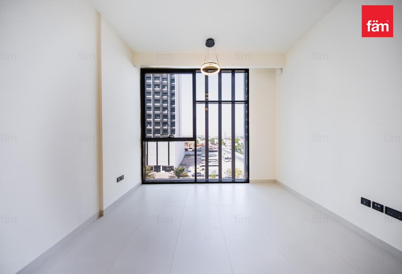 1BR | Prime Location |Huge Balcony photo 16
