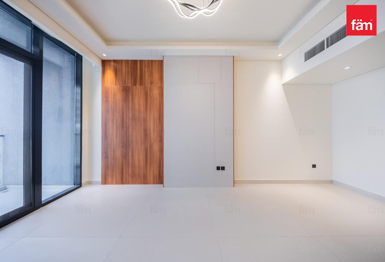 1BR | Prime Location |Huge Balcony photo 18