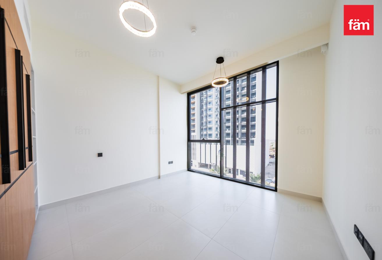 1BR | Prime Location |Huge Balcony photo 17