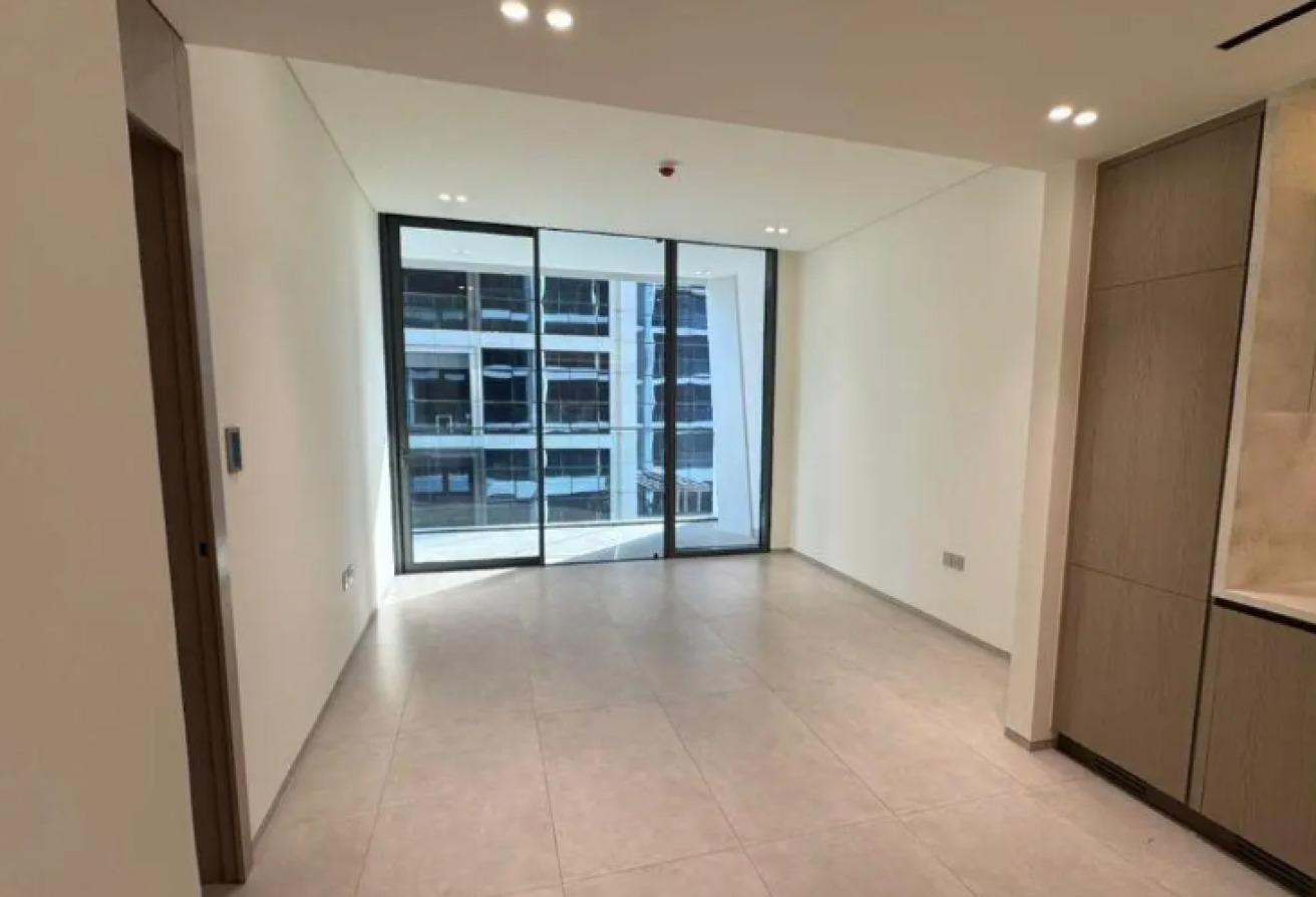 1BR SPACIOUS Prime Location Ready To Move...... photo 4