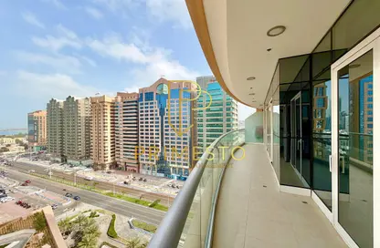 شقة - 3 غرف نوم - 4 حمامات للايجار في يونايتد سكوير - الخالدية - أبوظبي