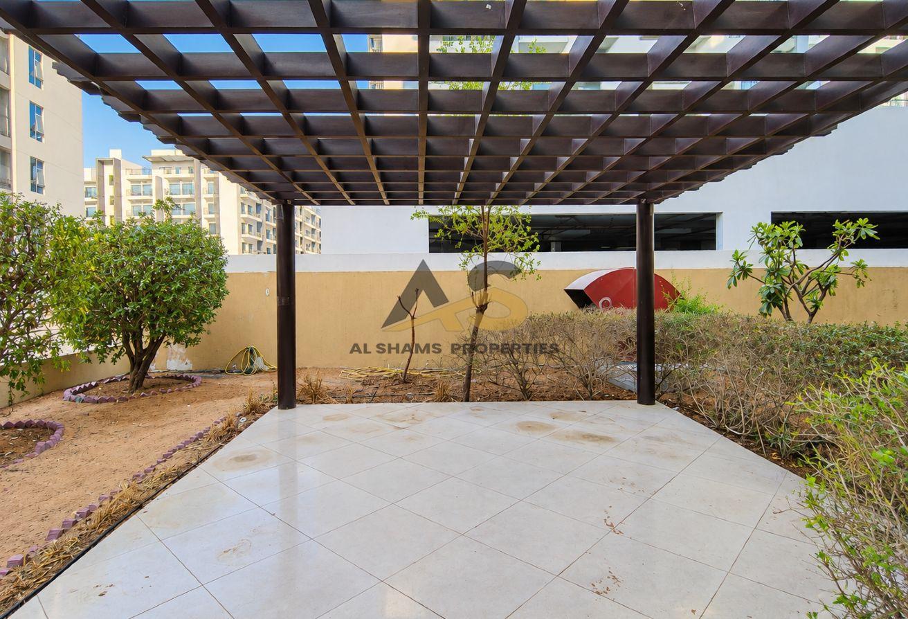 1 BR Apartment in Al Warsan with Shared Pool photo 10