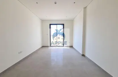 شقة - غرفة نوم - 2 حمامات للايجار في الجادة - الشارقة