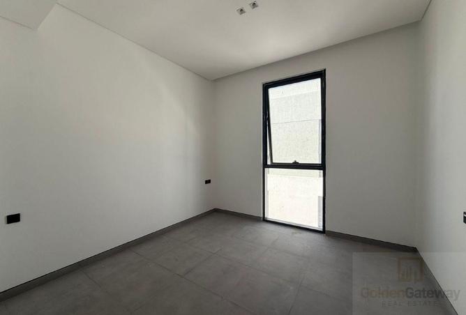 68674067 - صورة العقار 3