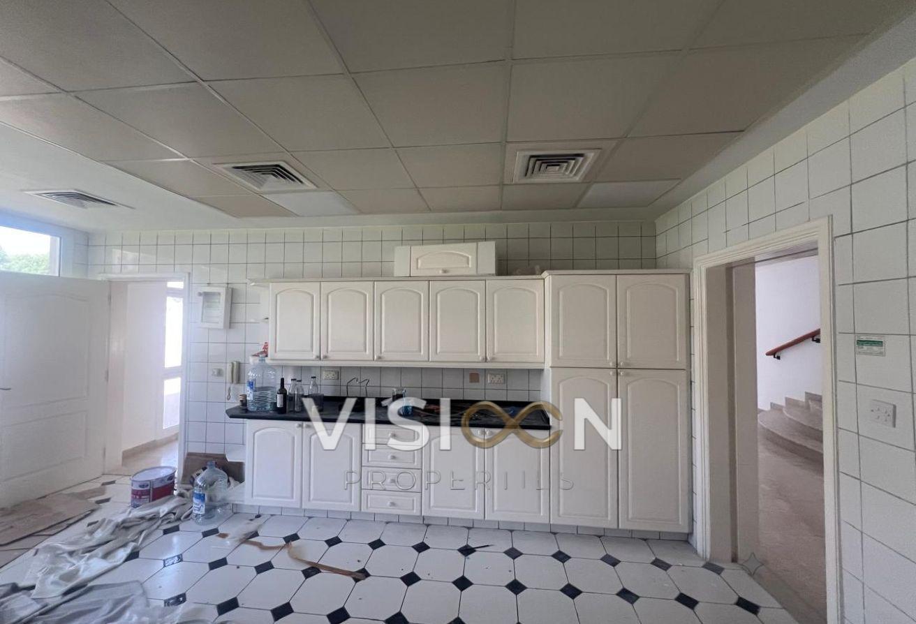 Elegant Villa | Private Pool | Prime Location photo 12