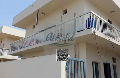 Labor Camp - Studio - 7+ Bathrooms for rent in SG 10 Building - Industrial Area 10 - Sharjah Industrial Area - Sharjah