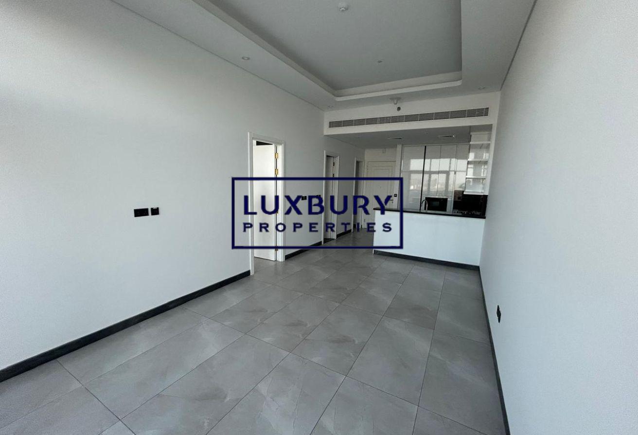 VASTU COMPLIANT | READY TO MOVE | BRAND NEW photo 3