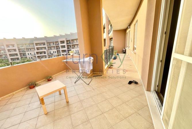121098854 - Property Image 2