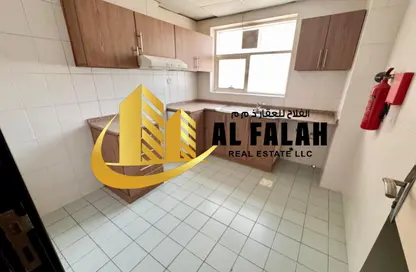 شقة - 2 غرف نوم - 2 حمامات للايجار في شارع التعاون الجديد - التعاون - الشارقة