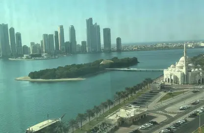 شقة - 2 غرف نوم - 3 حمامات للايجار في المجاز 1 - المجاز - الشارقة